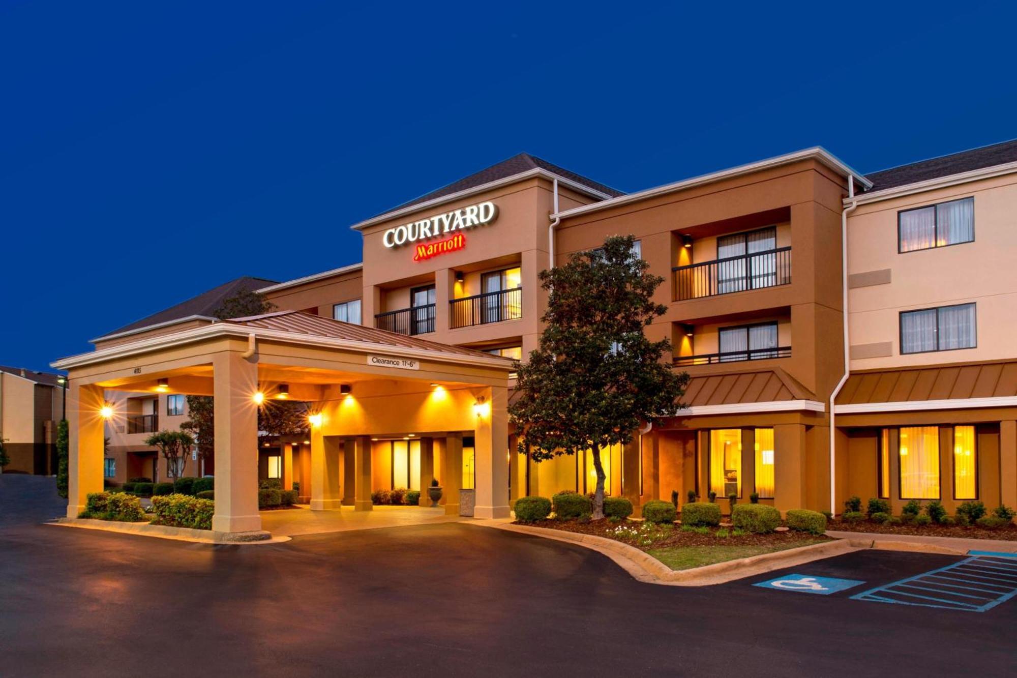 Courtyard Tuscaloosa Hotel Kültér fotó